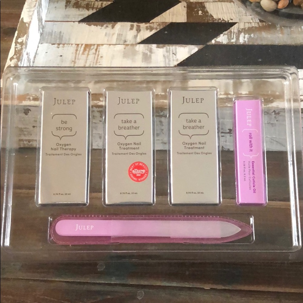 Julep complete nail kit